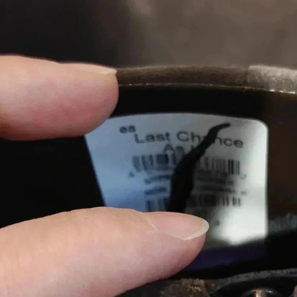 Calvin Klein Suede Booties 7.5 NWOT Brown Pointed Toe - Picture 3 of 5